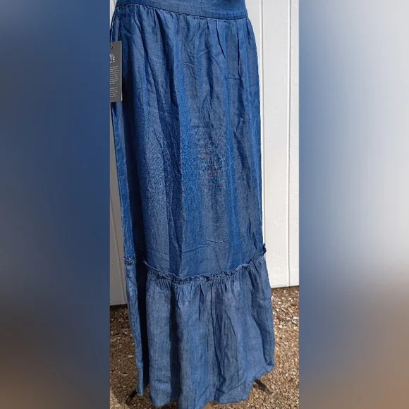 SOLD! NWT Adorable 😍 Prairiecore Maxi Skirt Denim Colored Two Toned Tiered. - Picture 14 of 15
